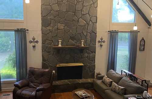 Augusta House | Peaceful Masters Retreat - with lots of Outdoor parking