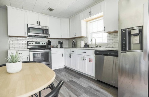 East Brainerd Apartment | Peaceful, Modern 1 Bedroom
