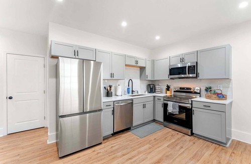 Norcross House | Peaceful & Modern Historic Norcross Home