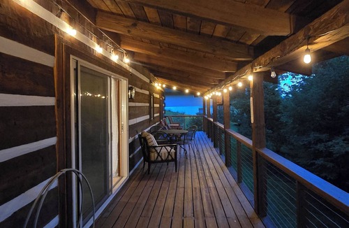 Zionville Cabin | Peaceful Mountain Cabin over 4,600 ft elevation