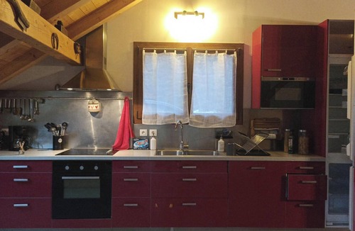 Les Clefs Ski Chalet | Peaceful mountain chalet