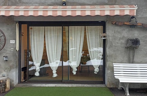 Les Clefs Ski Chalet | Peaceful mountain chalet