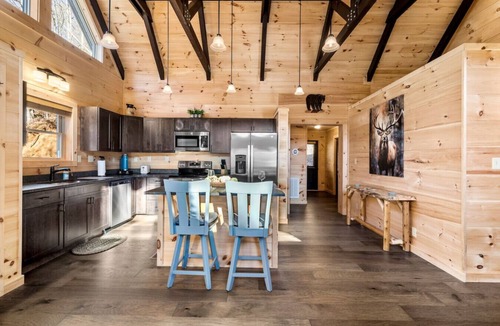Maggie Valley Cabin | Peaceful Mountain Escape with Ridge Views & Hot Tub