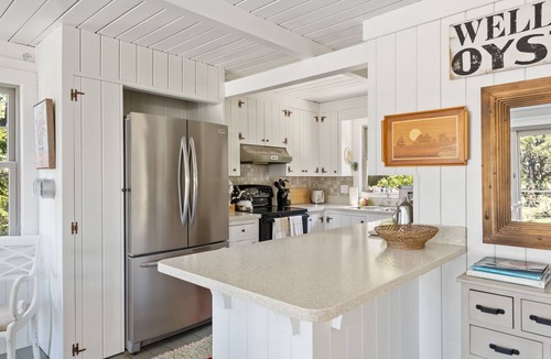 East Orleans Cottage | Peaceful Nauset Beach Sanctuary