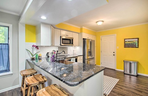 New Market Cabin | Peaceful New Market Cabin w/Deck & Fire Pit!