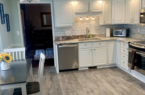 Balfour House | Peaceful, newly renovated 3 bedroom home located near the Blue Ridge Mountains