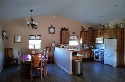 Norcatur Cabin | Peaceful Northwest Kansas Lodge