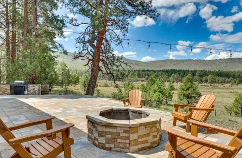 Eagar House | Peaceful Nutrioso Cabin Retreat w/Mountain Views!