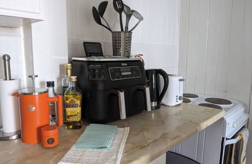 Newhaven Apartment | Peaceful Oasis By The Sea