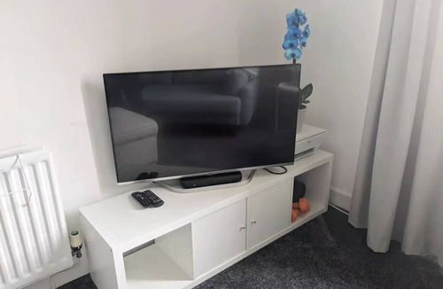 Newhaven Apartment | Peaceful Oasis By The Sea