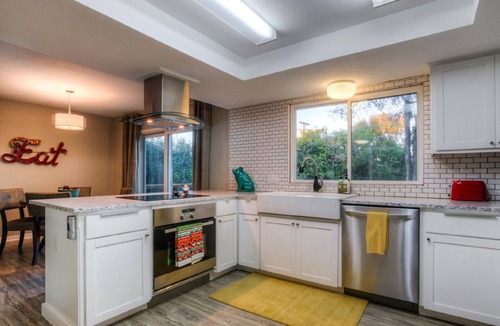 Round Rock West House | Peaceful Oasis Private Hot Tub and Pool