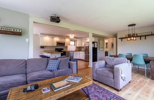 South Pomfret House | Peaceful oasis, stunning views, less than 10 mins from Woodstock Village