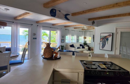 Summerland Key Cottage | Peaceful ocean front cottage.