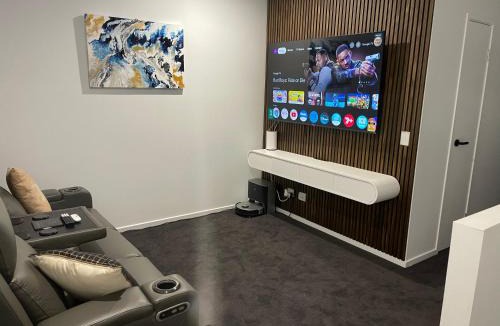 Brisbane Apartment | Peaceful Paradise