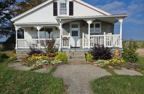 Fort Edward House | Peaceful Pasture Farm