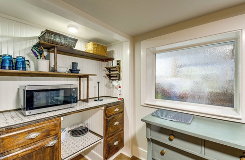 Poulsbo Apartment | Peaceful Patio View! Waterfront Puget Sound Unit