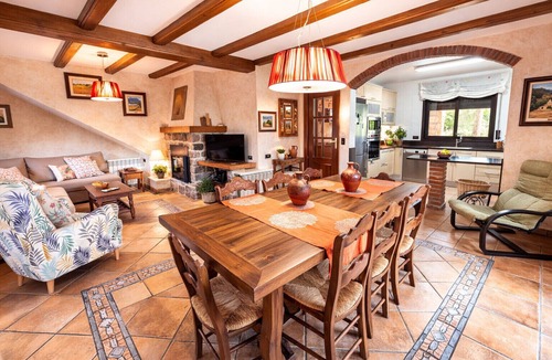 Vacarisses Villa | Peaceful Perfection - only 30km from Barcelona!