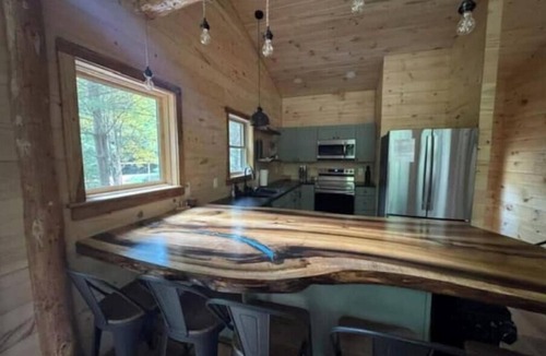 McArthur Cabin | Peaceful Pines