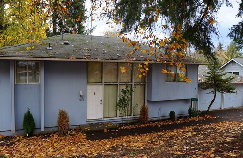 Western Apartment | Peaceful Pine's upper