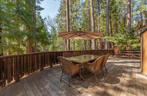 Arnold House | Peaceful Pines