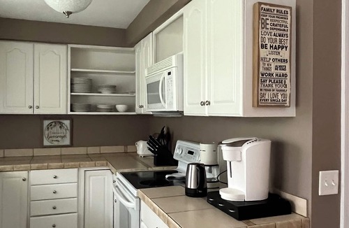 Birch Run House | Peaceful Place on Townline