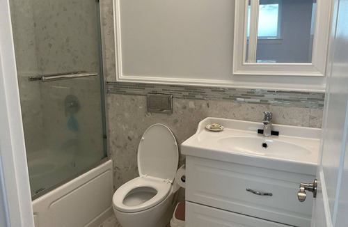 Poets Corner Bed & Breakfast | Peaceful Place to stay in Berkeley