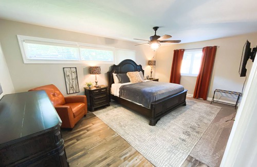 Monett House | Peaceful Place: Upscale Accomodations, Small Town Feel