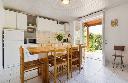 Les Salelles House | Peaceful Poolside Retreat