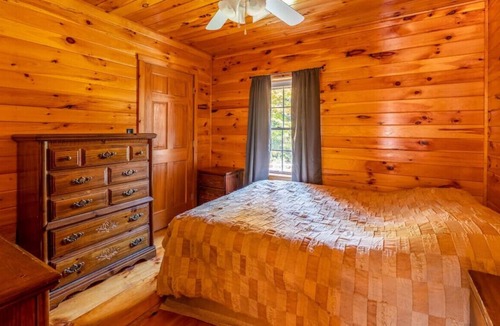 Anson Cabin | Peaceful & Private Cabin | Walking Trails