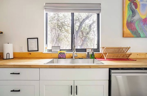 Boerne House | Peaceful & Private Riverfront Modern 3/3 on a 1.7 Acre Nature Dog Friendly