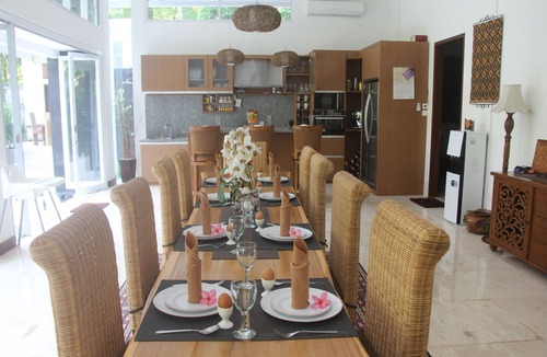 Senggigi Villa | Peaceful private villa at the border of a national park