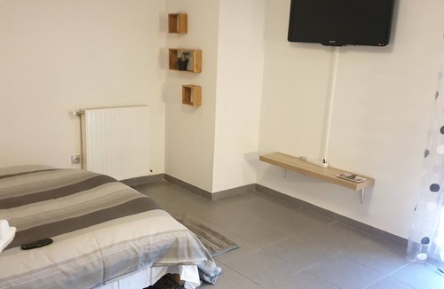 Minimes - Barriere de Paris Apartment | Peaceful quiet studio