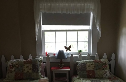 Lake Luzerne-Hadley Cabin | Peaceful Retreat in the Adirondacks