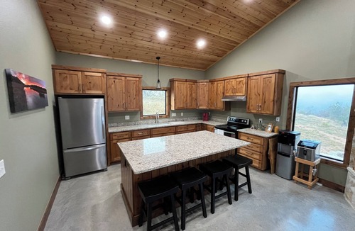 Mason Cabin | Peaceful, remote cabin overlooking the Llano river. Perfect for couples!