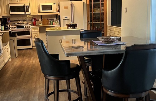 Weatherford House | Peaceful Rest Ranch - Escape the Ordinary