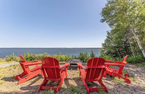 Malagash Cottage | Peaceful retreat on Nova Scotia's North Shore.nnCome Have A Splash in Malagash!