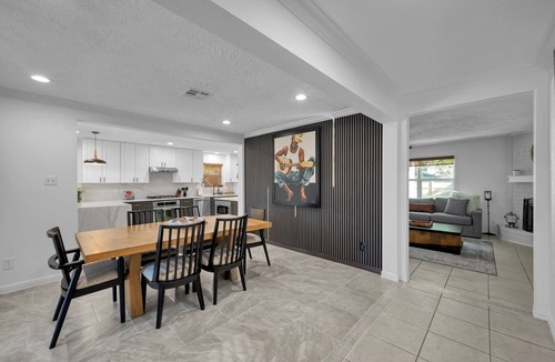 Shenandoah House | Peaceful Retreat Four Bedroom home in charming Shenandoah