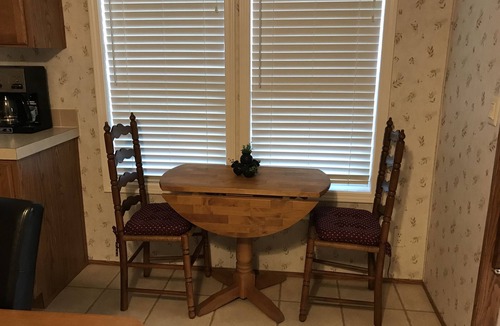 Monroe City House | “Peaceful Retreat” @ MTL