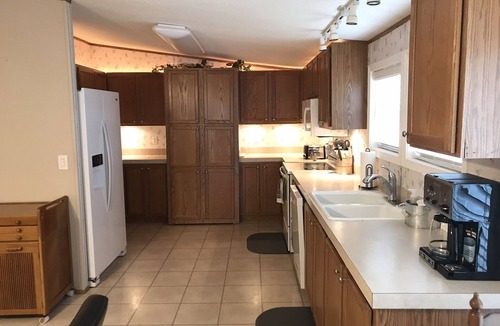 Monroe City House | “Peaceful Retreat” @ MTL