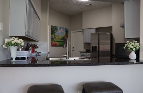 Southbelt/Ellington House | Peaceful Retreat Near NASA & Kemah 3BR/2BA