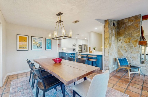 Lakeway House | Peaceful retreat on Lake Travis with amazing views near wineries & distilleries