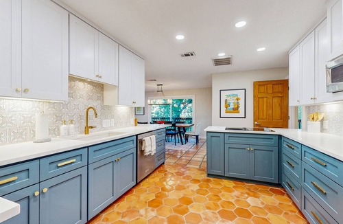 Lakeway House | Peaceful retreat on Lake Travis with amazing views near wineries & distilleries
