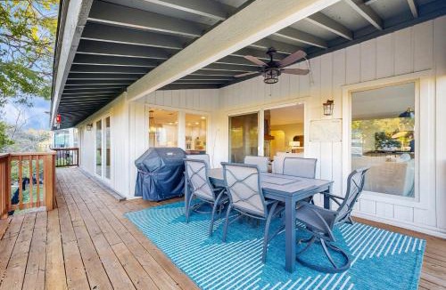 Lakeway House | Peaceful Retreat on Quiet Cove on Lake Travis