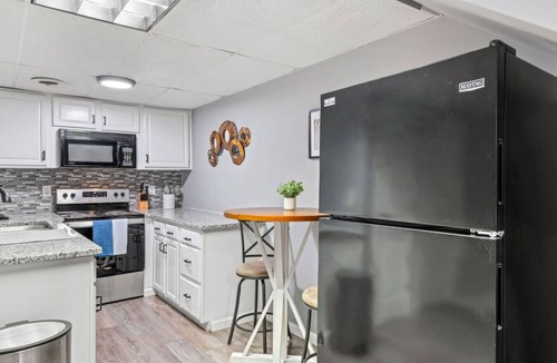 Weldon Spring Heights Apartment | Peaceful Retreat Escape