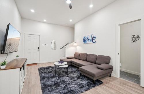 Eastside Promise Neighborhood Villa | Peaceful Retreat with a Homey Feel