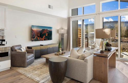 Ridgway House | Peaceful Riverfront in Ridgway CO
