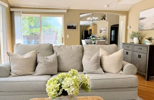 Grants Pass House | Peaceful Rogue River Getaway