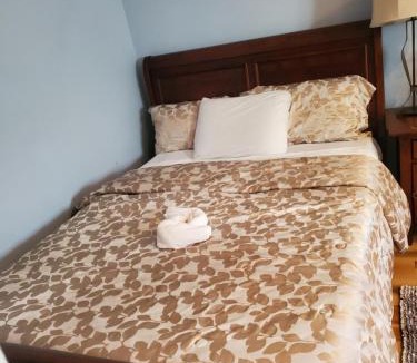 Frederick House | Peaceful room in a mansion