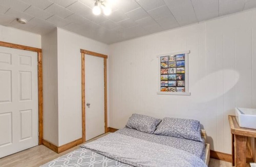 Les Rivieres Apartment | Peaceful room in the city center