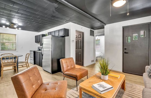 Inglefield Apartment | Peaceful Rural Retreat